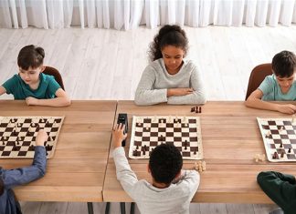 Chess makes kids smarter eastwood_chess_club